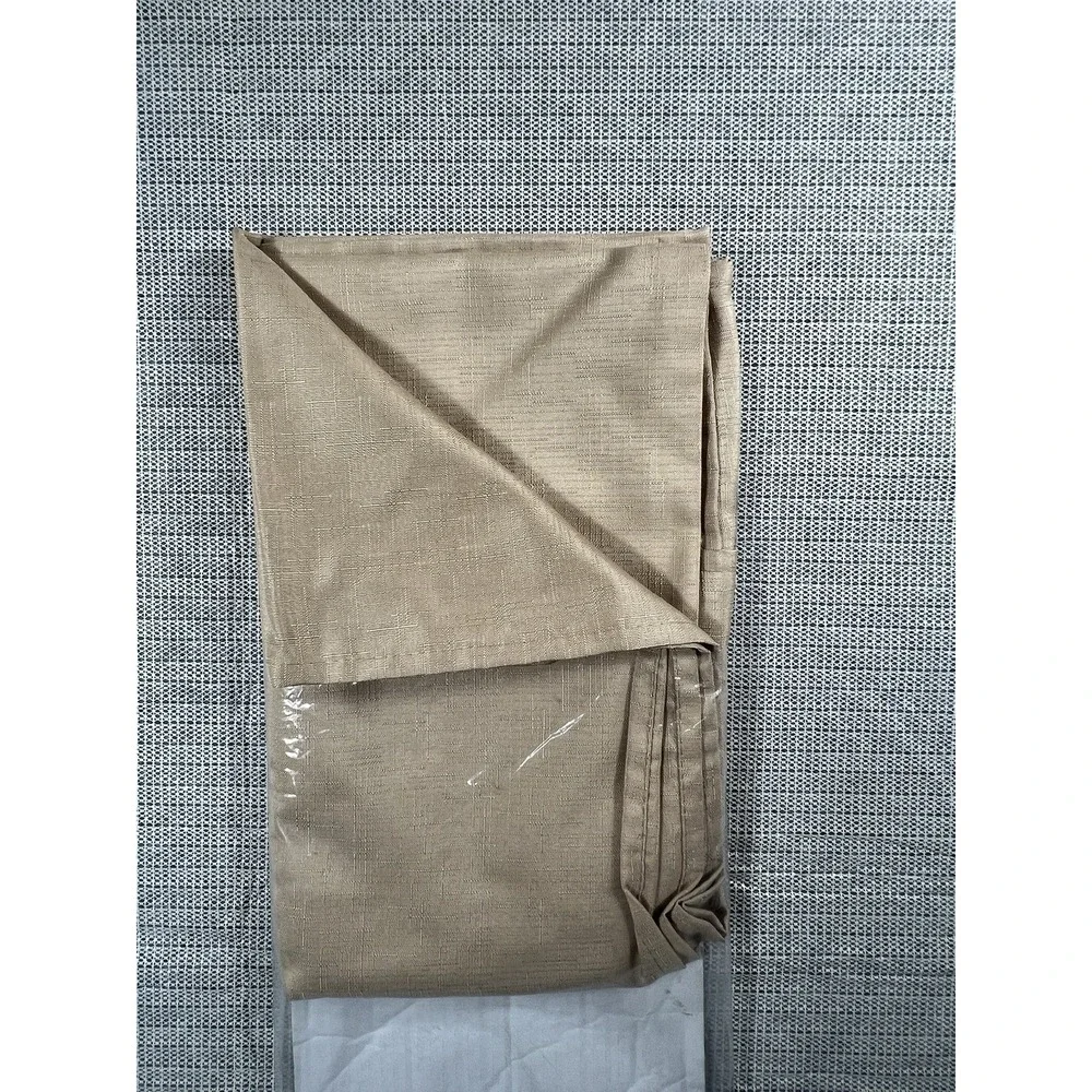 Maxmill Cosmo Spill Proof‎  Tablecloth 52x70